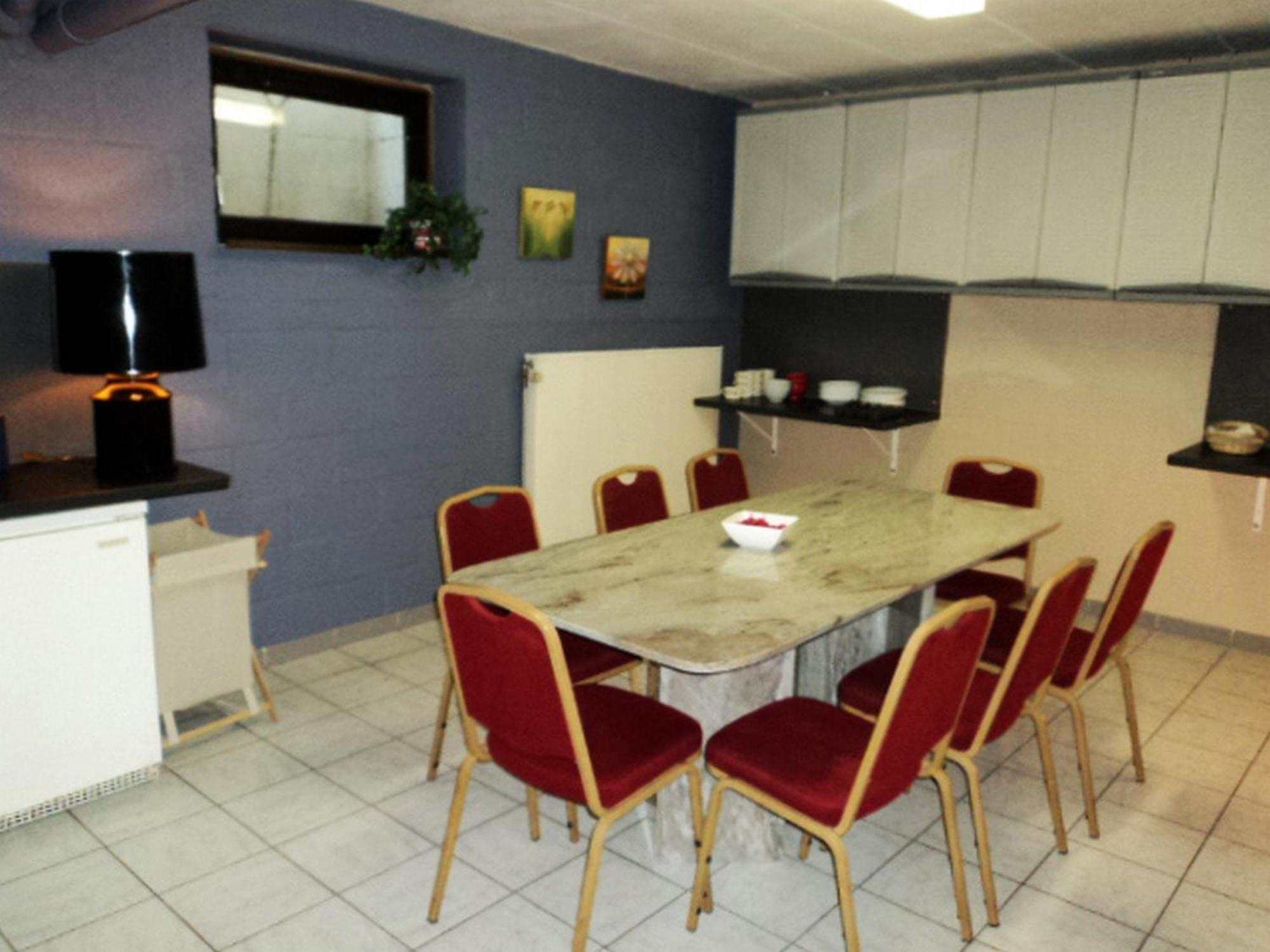 Budget Flats Bryssel Exteriör bild