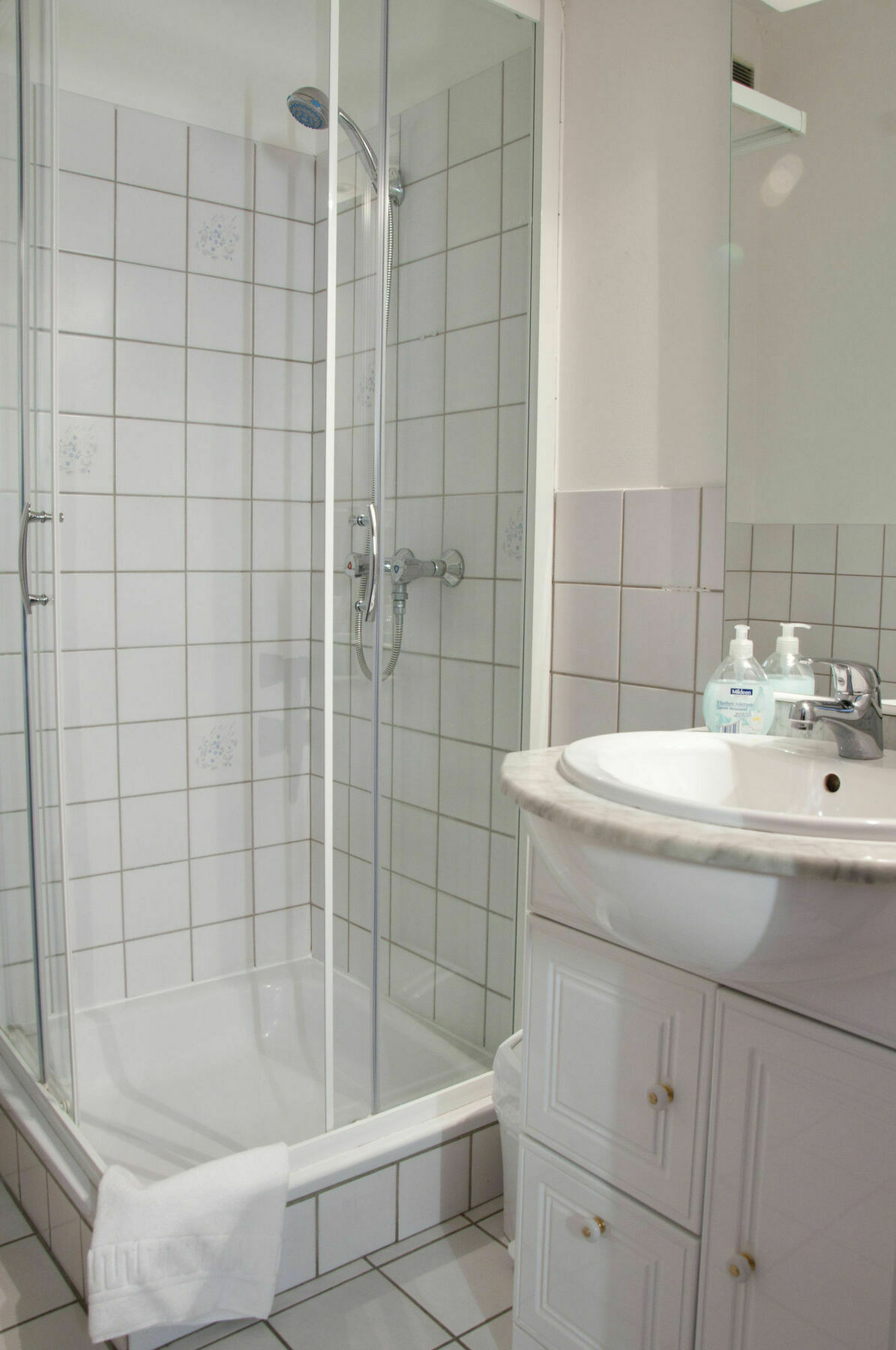 Budget Flats Bryssel Exteriör bild