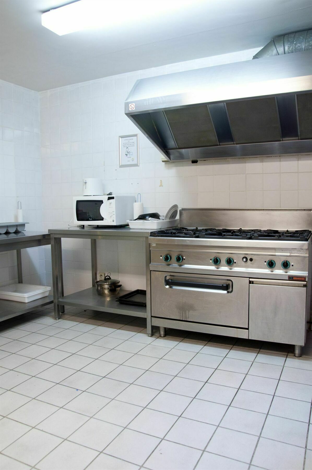 Budget Flats Bryssel Exteriör bild
