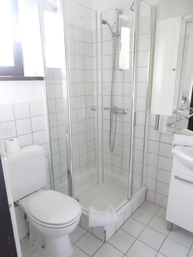 Budget Flats Bryssel Exteriör bild